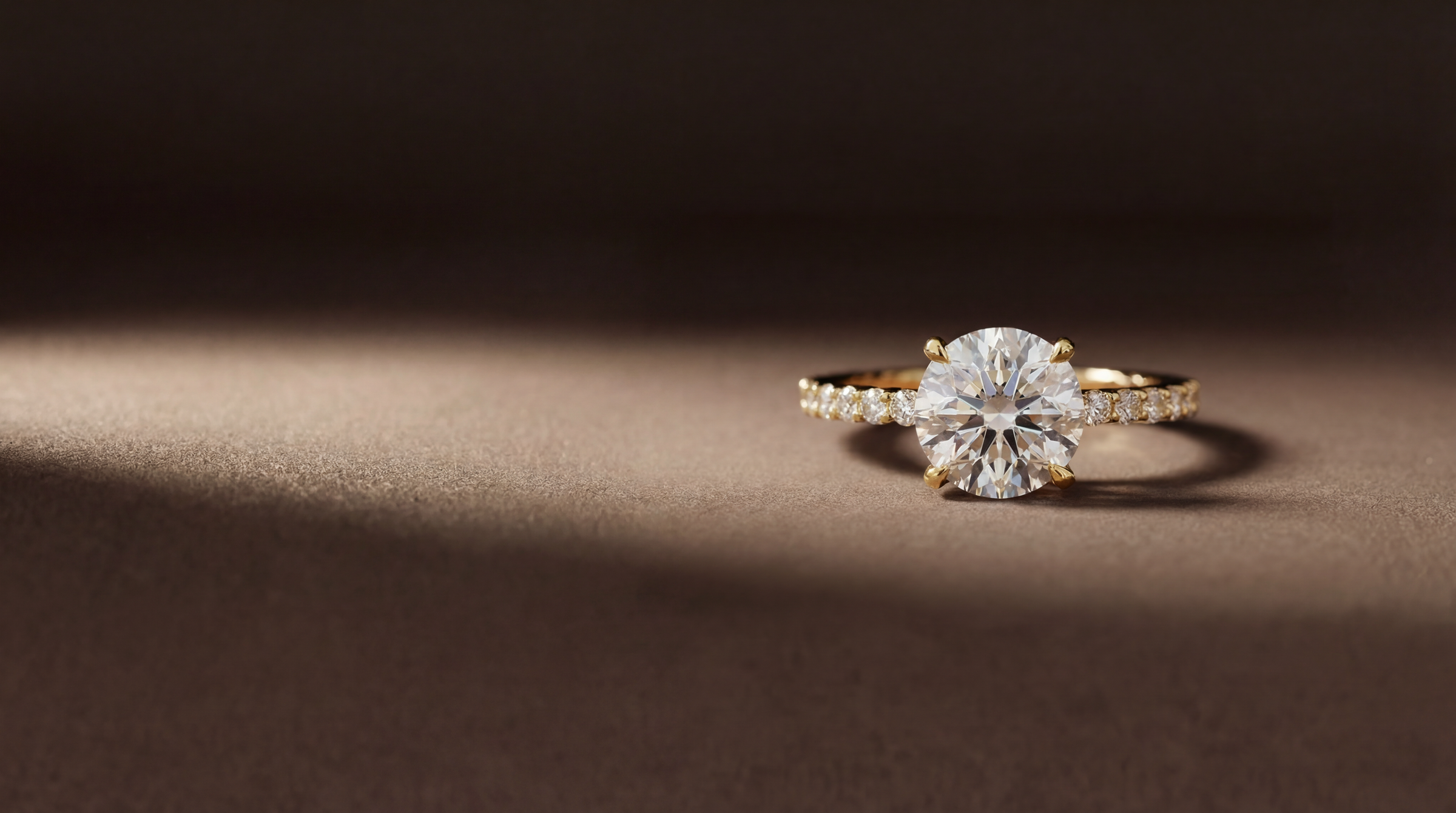 Round Shape Collection - 18 KARATS INC.