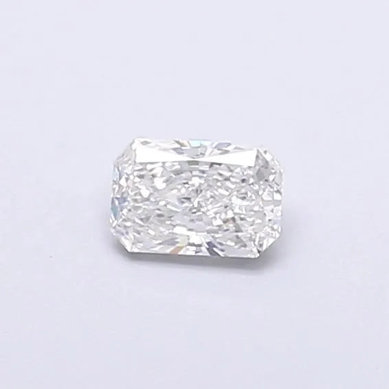 0.30ct Radiant Lab Grown Diamond (Colour E, Clarity VVS2, IGI Certified)