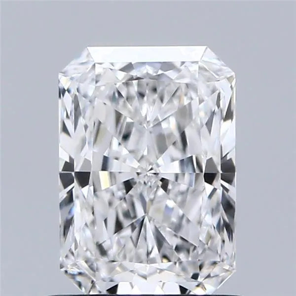 3.02ct Radiant Lab Grown Diamond (Colour E, Clarity VVS1, IGI Certified)