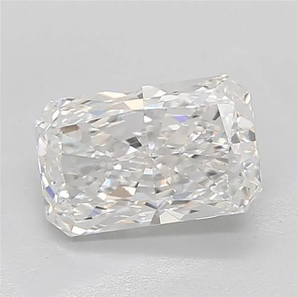 3.02ct Radiant Lab Grown Diamond (Colour E, Clarity VVS2, IGI Certified)
