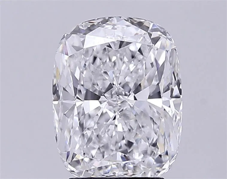 3.36ct Cushion modified Lab Grown Diamond (Colour E, Clarity VVS2, IGI Certified)