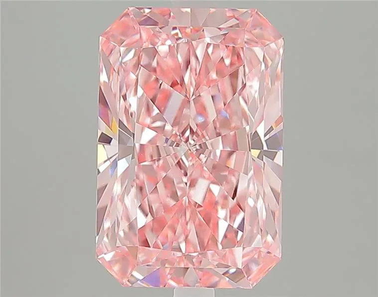 4.01ct Radiant Lab Grown Diamond (Colour Fancy Vivid Pink, Clarity VVS2, Cut EX, IGI Certified)