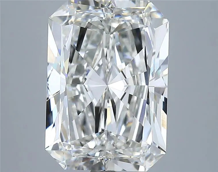 5.00ct Radiant Lab Grown Diamond (Colour G, Clarity VVS2, IGI Certified)