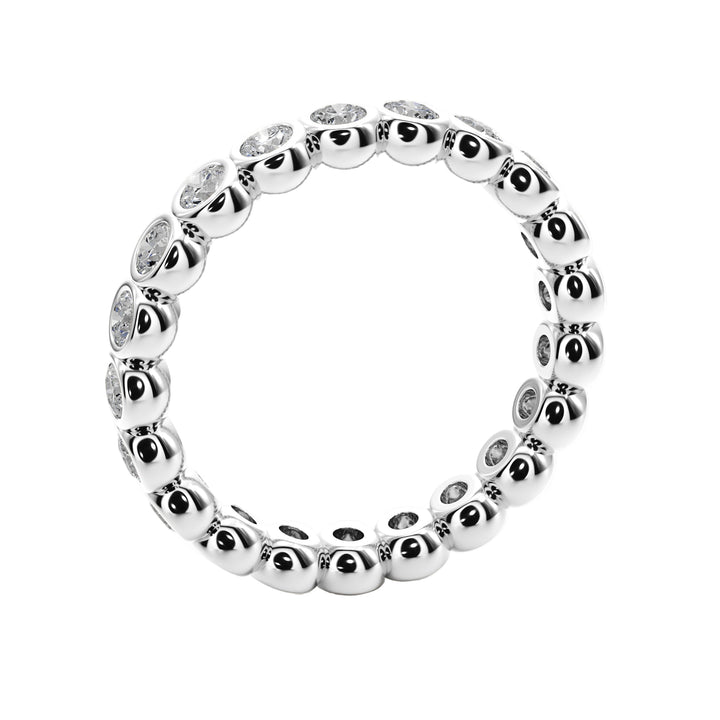 Love’s Embrace - B1012 in by 18 KARATS