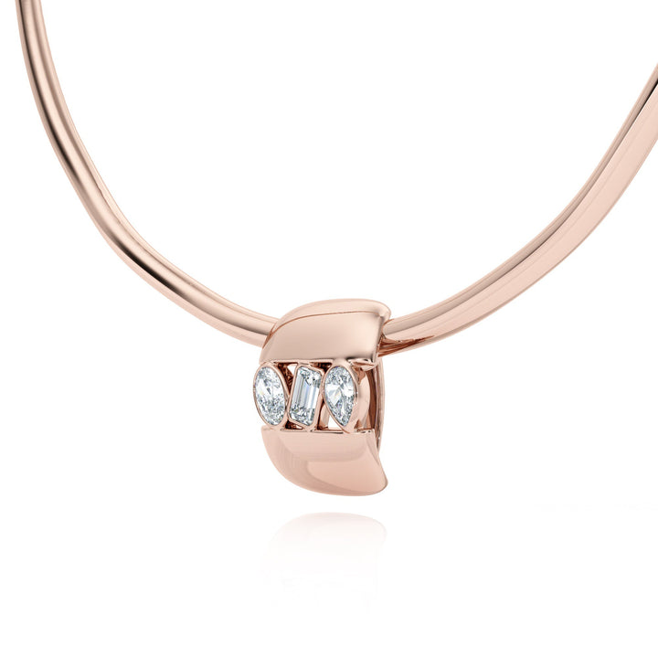 Pendent "Piece of Peace" - SC1002 in Necklace by 18 KARATS