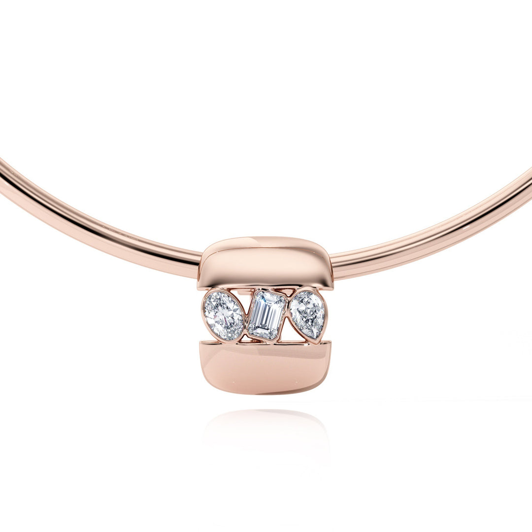 Pendent "Piece of Peace" - SC1002 in Necklace by 18 KARATS