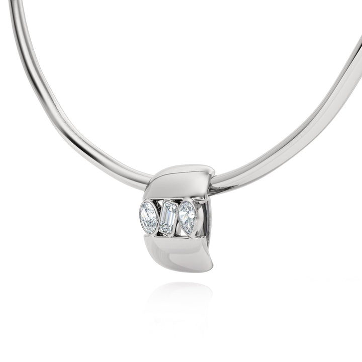 Pendent "Piece of Peace" - SC1002 in Necklace by 18 KARATS