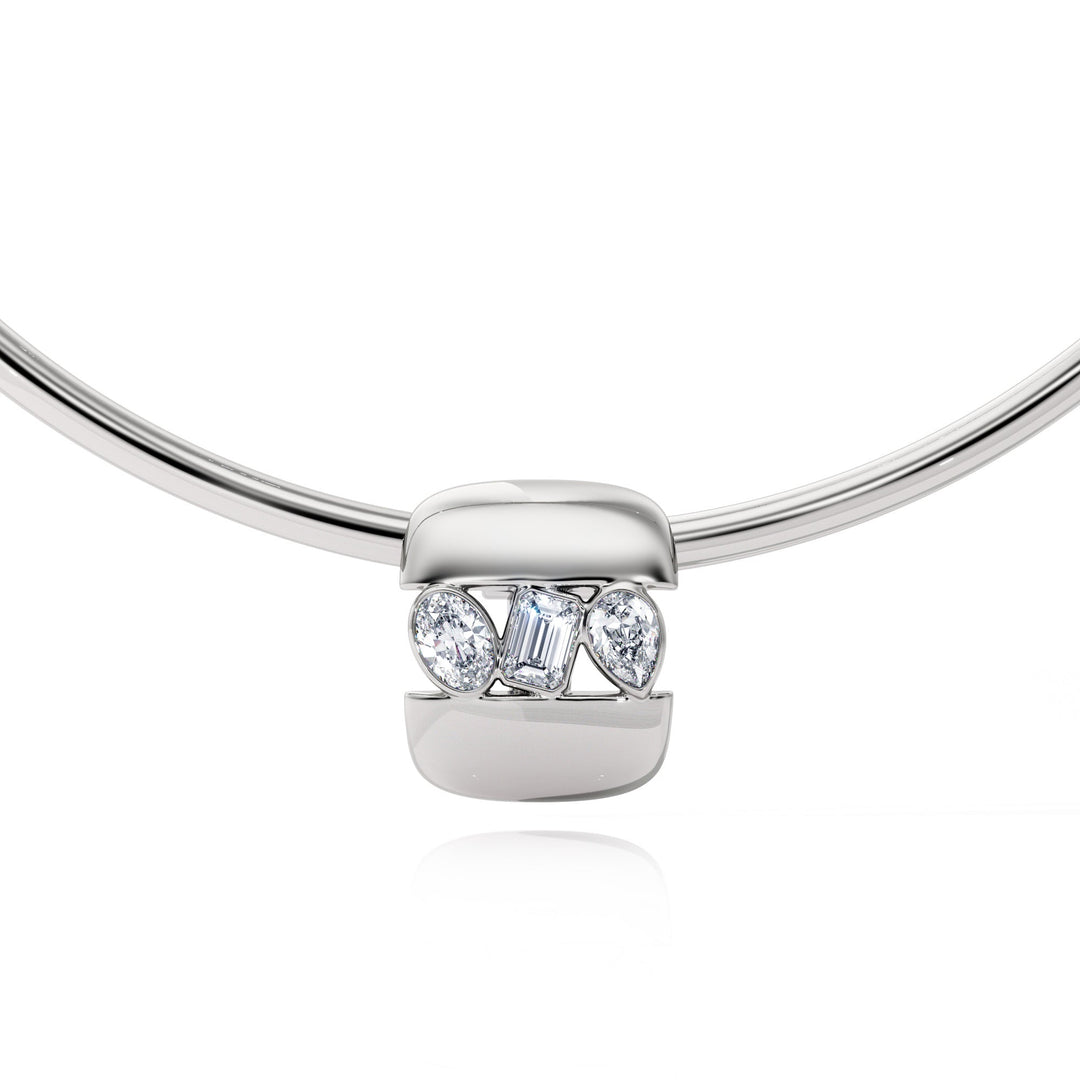 Pendent "Piece of Peace" - SC1002 in Necklace by 18 KARATS