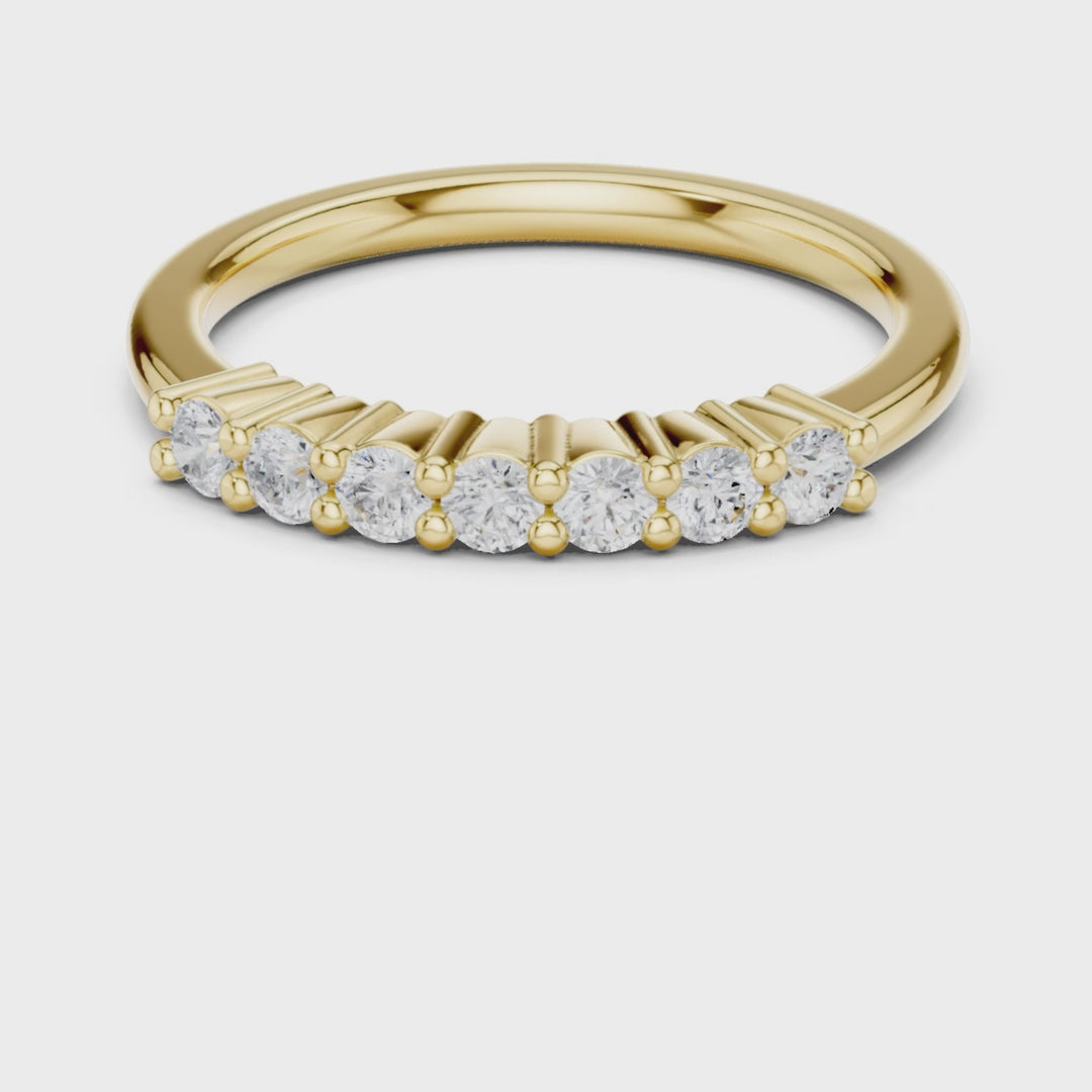 Round 0.24 ctw Diamond Shared Prong Band - B1161