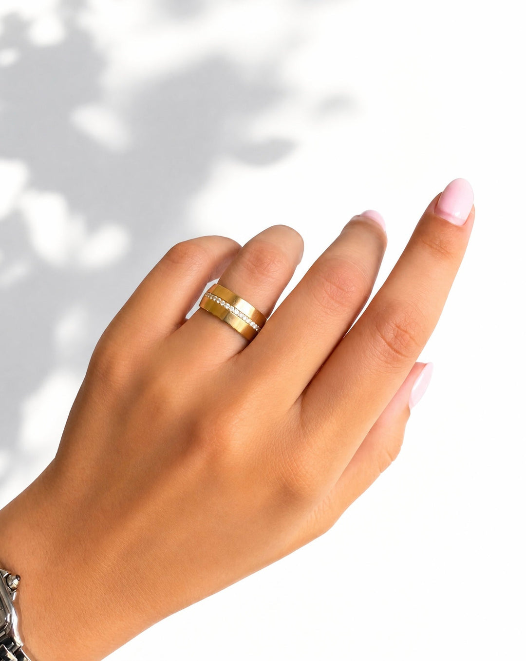 The Horizon Wedding Band - B1016 in Wedding Bands by 18 KARATS INC.