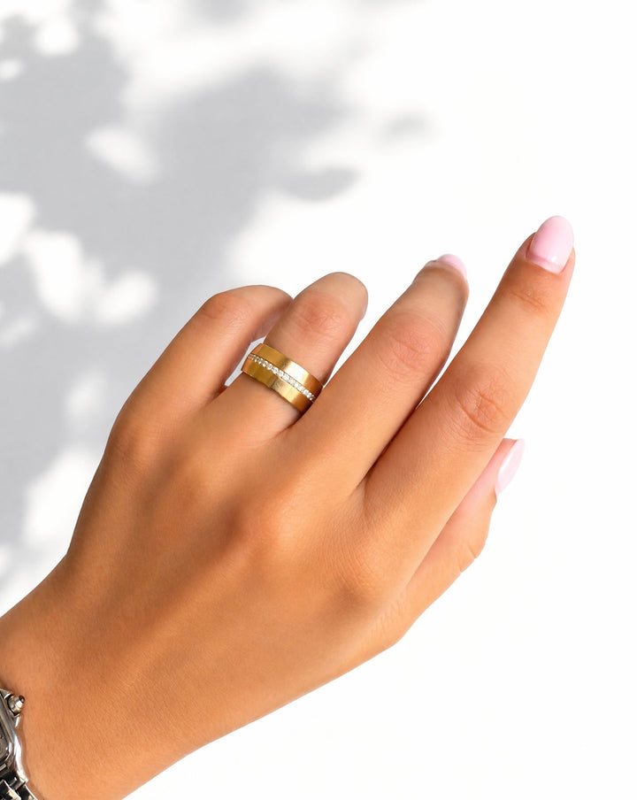 The Horizon Wedding Band - B1016 in Wedding Bands by 18 KARATS INC.